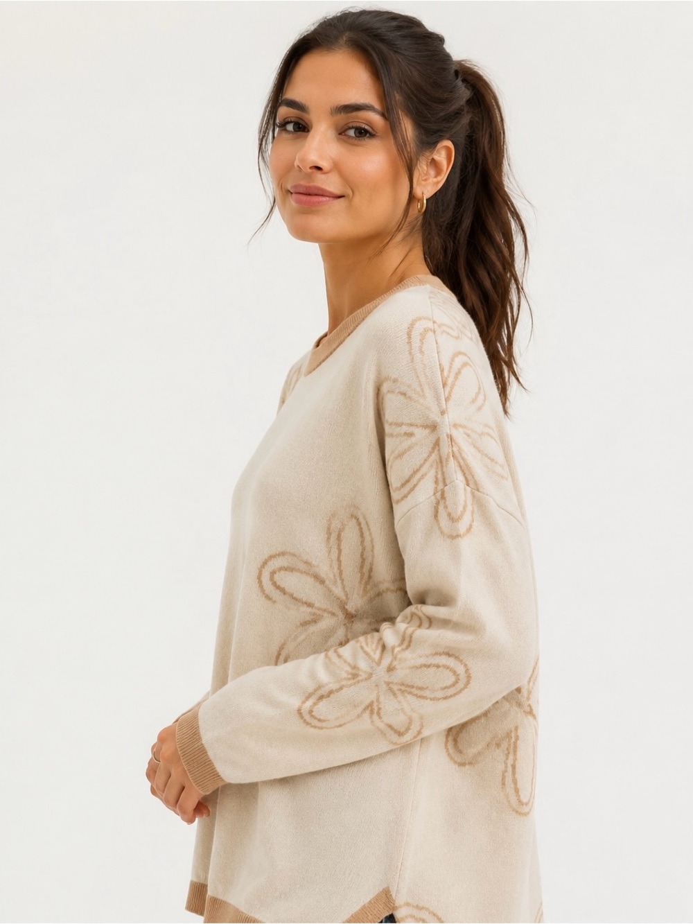 Floral Sweater Cream Beige Oversized Soft Knit Crewneck Casual Size Large NWT - Picture 13 of 13
